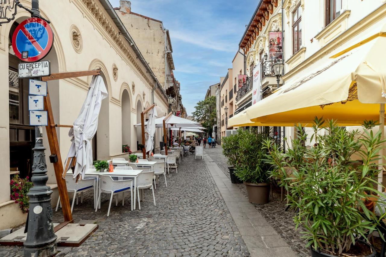 Downtown Retreat: Spacious 2-Br By Unirii Square Bukurešť Exteriér fotografie